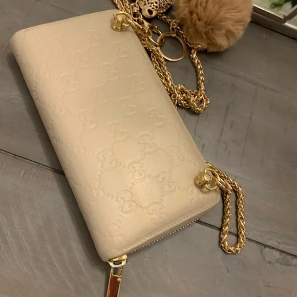 Gucci GG champagne monogram crossbody wallet - Picture 15 of 15